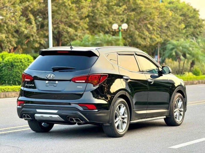 Hyundai Santafe 2.4 4WD 2017 đen